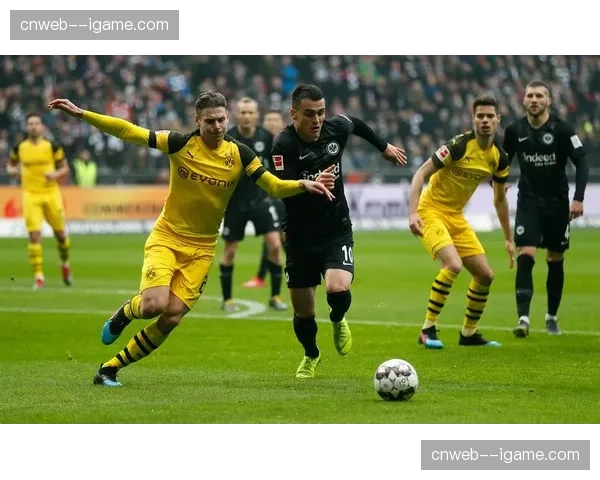 深度复盘：多特蒙德防线如何在下半场崩盘，0-3完败拜仁