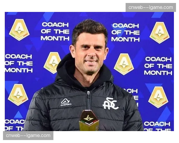 博洛尼亚主帅莫塔接受专访，谈球队欧战资格目标